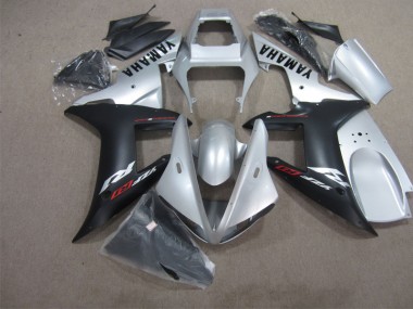 Black Silver 2002-2003 Yamaha YZF R1 Motorcycle Fairings